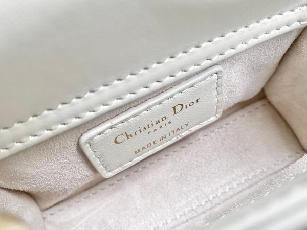 BORSA MICRO LADY 12 IN PELLE DI AGNELLO BIANCA