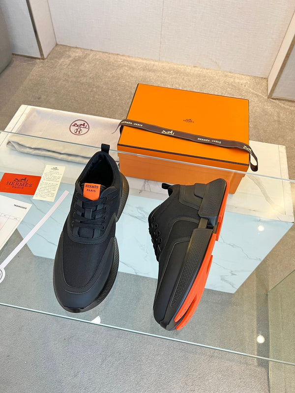GIGA SNEAKER IN PELLE DI VITELLO NERA