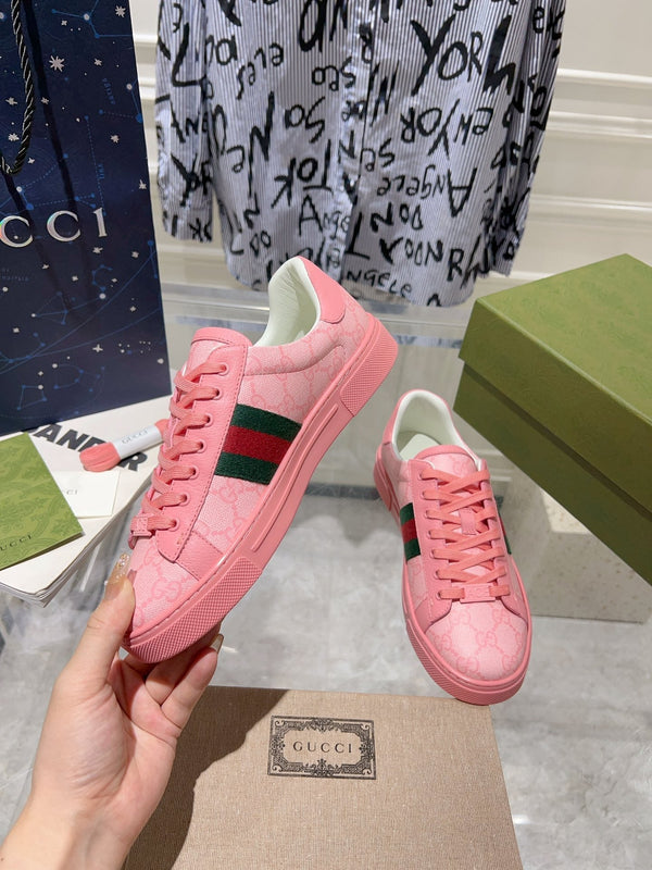 GG ACE GG SUPREME TRAINER IN PELLE DI VITELLO ROSA BRILLANTE
