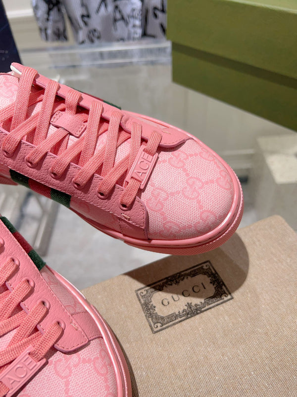 GG ACE GG SUPREME TRAINER IN PELLE DI VITELLO ROSA BRILLANTE