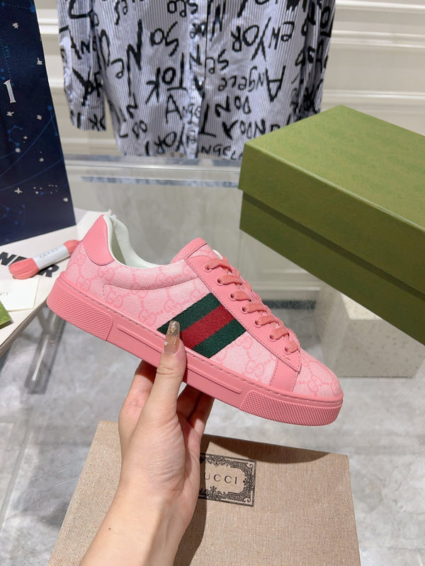 GG ACE GG SUPREME TRAINER IN PELLE DI VITELLO ROSA BRILLANTE
