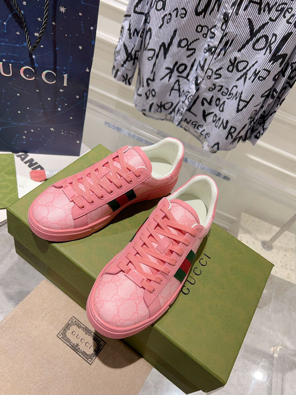 GG ACE GG SUPREME TRAINER IN PELLE DI VITELLO ROSA BRILLANTE