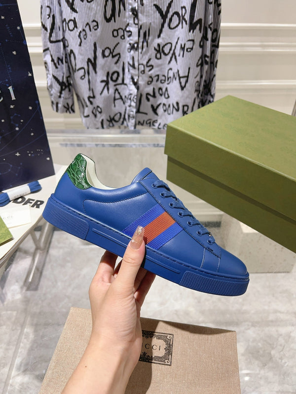 GG ACE GG SUPREME TRAINER PELLE DI VITELLO AZZURRA