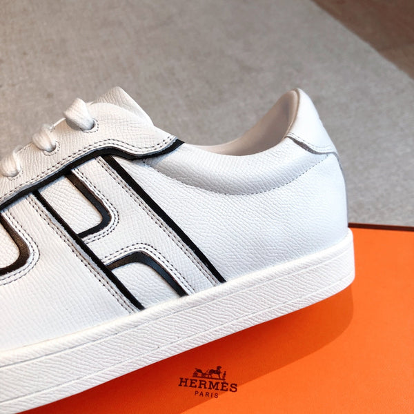 HM BOOMERANG SNEAKER BLACK AND WHITE CALFSKIN