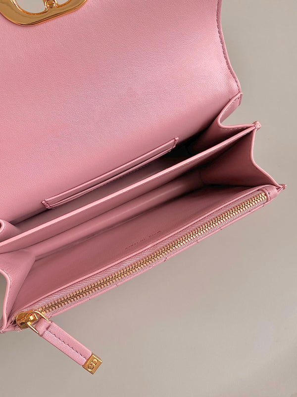 BORSA MISS CARO 17 CON CATENA IN PELLE DI AGNELLO ROSA SCURO