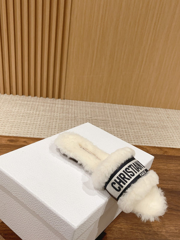 CD Dway Slide White Black Fleece Lining And Canvas Fabric