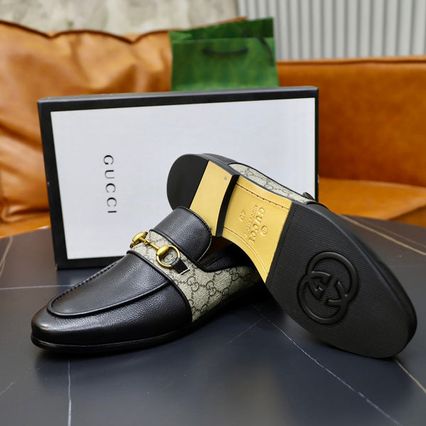 Mocassino da uomo GG in tela di vacchetta nera 551268