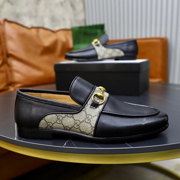 Mocassino da uomo GG in tela di vacchetta nera 551268