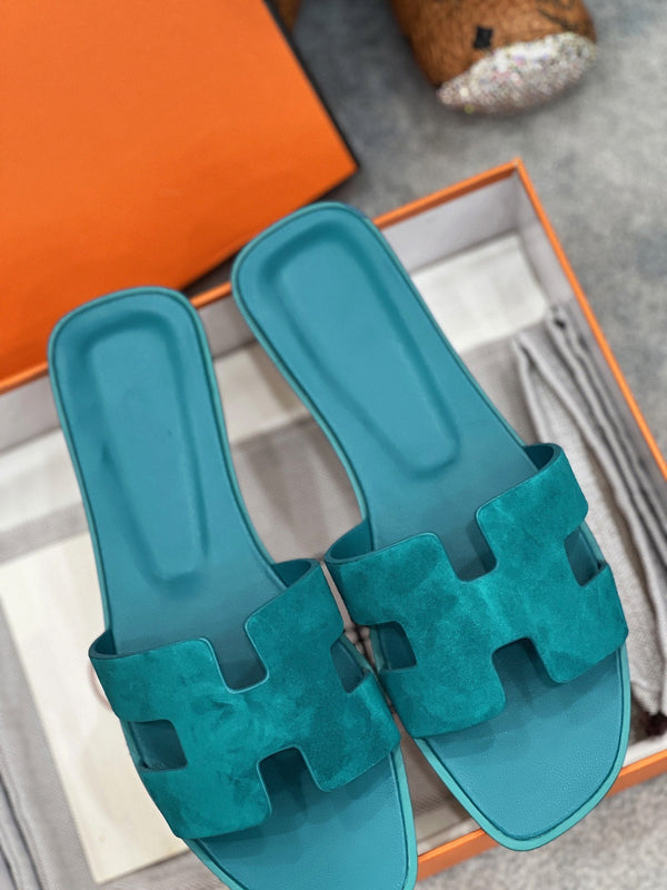 Sandalo 0ran in pelle scamosciata blu petrolio