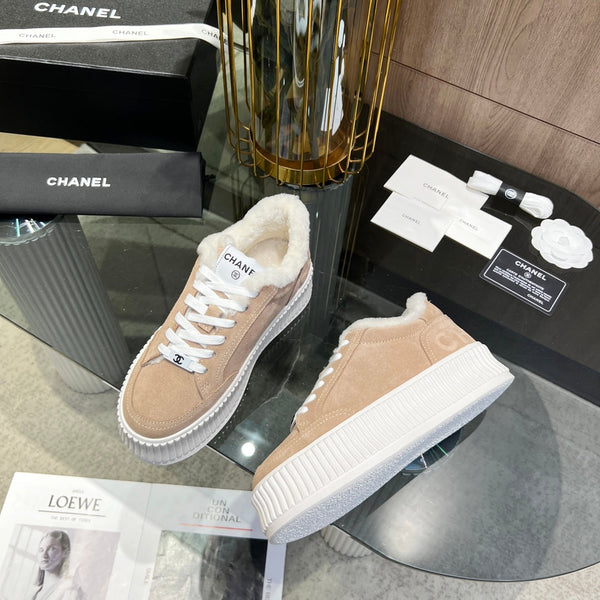 CC Sneaker Light Brown Suede With Fleece Lining  944566