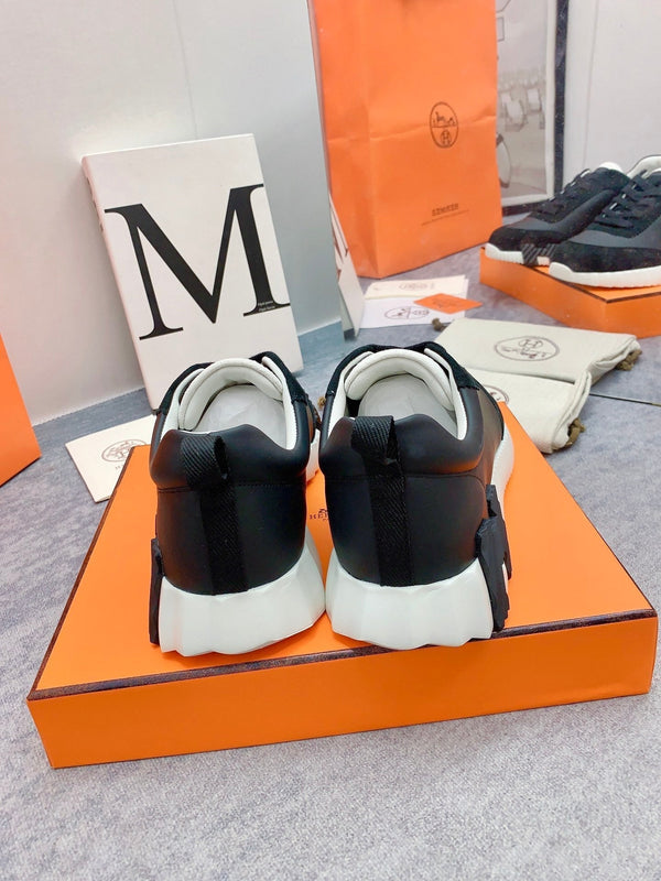 HM Bouncing Sneaker In Black Lambskin 106423
