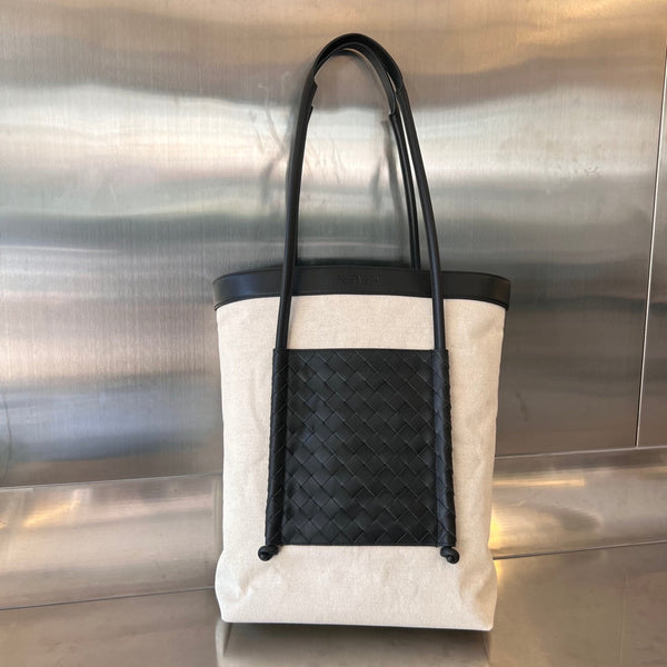 BORSA PORTELLO 41 IN VITELLO NERO E TELA BIANCA