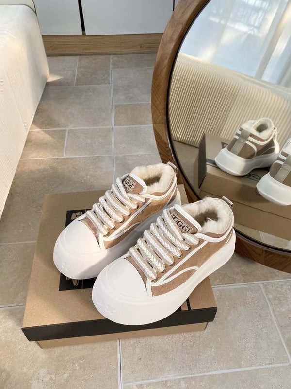 UGG Casual Sports Sneakers Sand White Suede Wool Rubber 512826