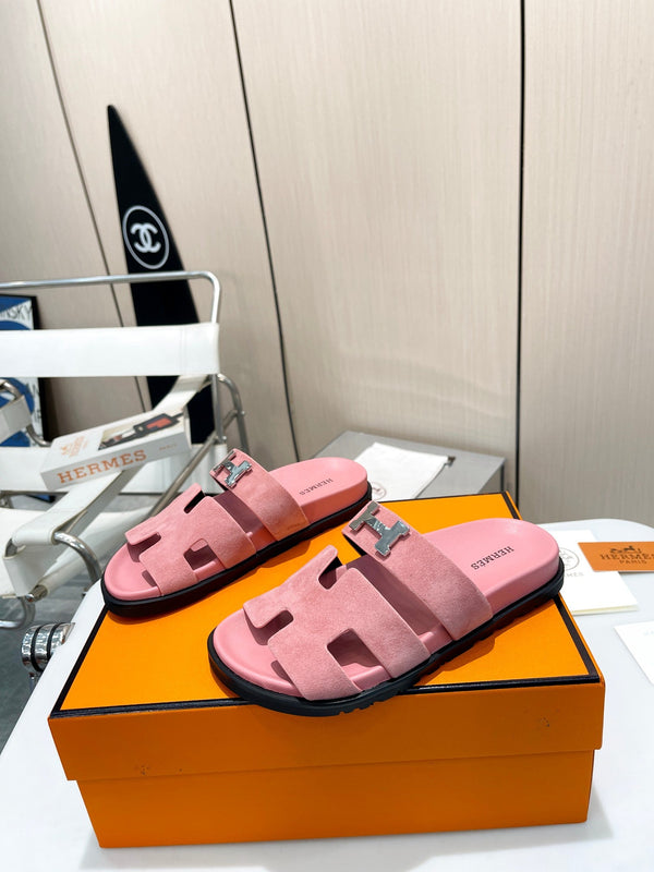 HM CHYPRE SANDAL LIGHT PINK WITH H-BUCKLE SUEDE