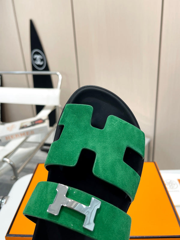 HM CHYPRE SANDAL DARK GREEN WITH H-BUCKLE SUEDE