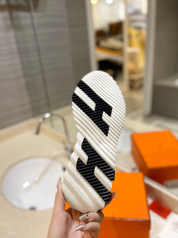 Sneaker HM Fun in tessuto a rete nero e pelle di agnello 983010