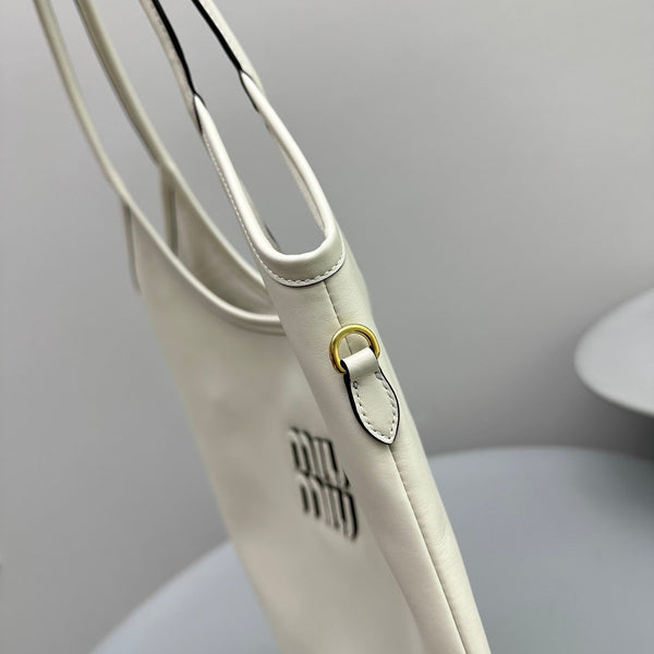 BORSA HOBO 40 IN PELLE DI VITELLO BIANCA