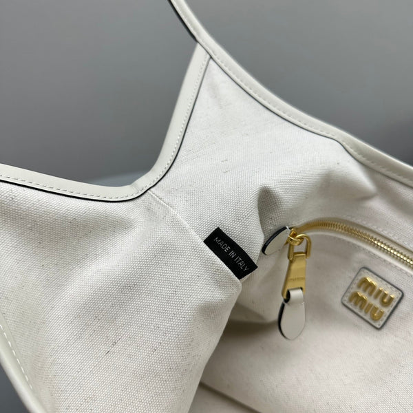 BORSA HOBO 40 IN PELLE DI VITELLO BIANCA