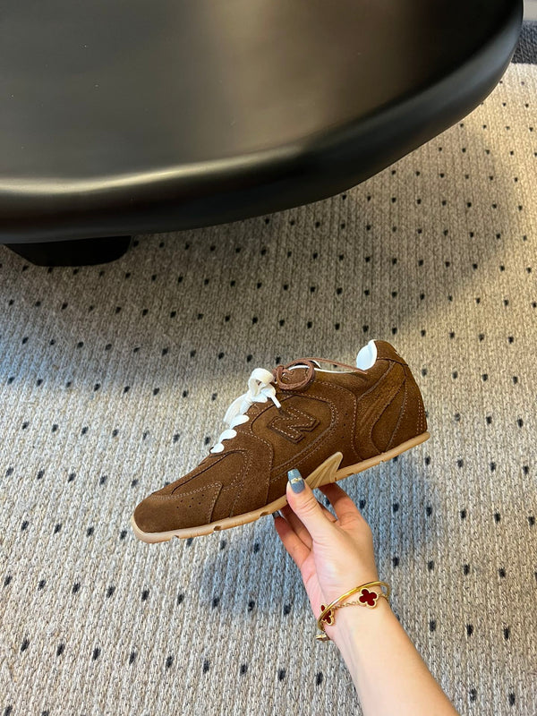 Miu Balance 530 Sneaker Solid Brown Suede