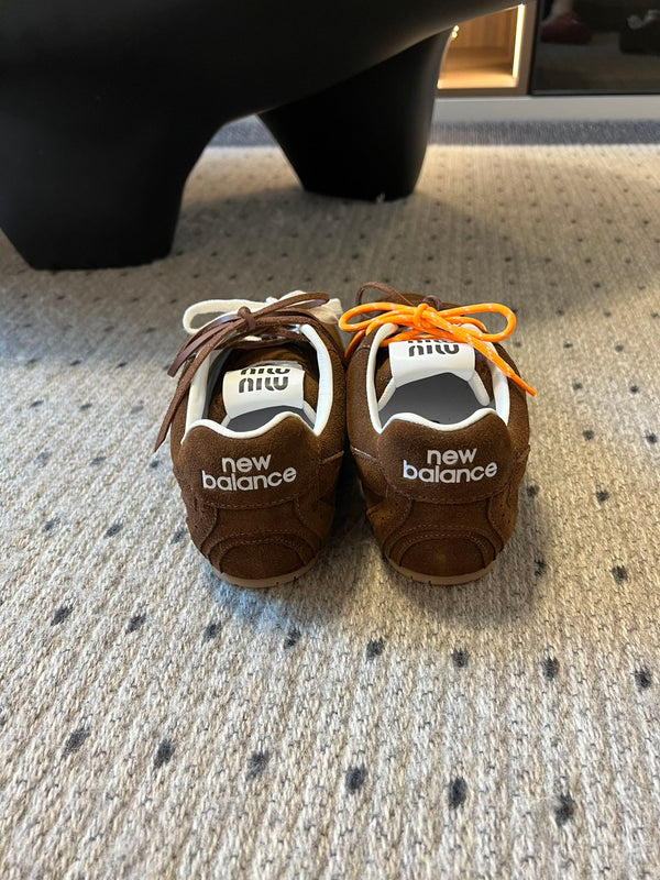 Miu Balance 530 Sneaker Solid Brown Suede