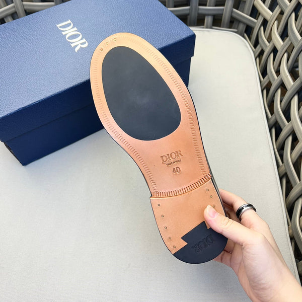 MOCASSINO CD CODE IN PELLE DI VITELLO NERA CON LOGO ROSSO