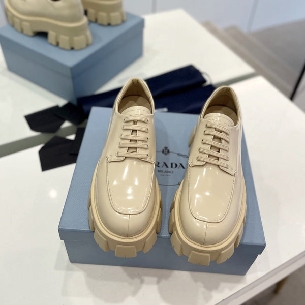 MOCASSINI CON LACCI IN PELLE SPAZZOLATA PRA MONOLITH BEIGE
