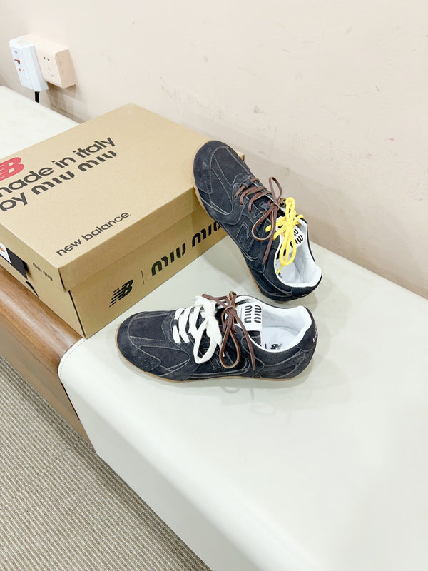 Miu Miu Pre-Owned x New Balance Sneakers Dark Gray Yellow Cowhide Suede