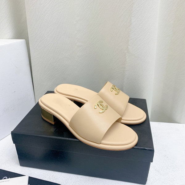 sandalo sabot 50 in pelle di agnello beige oro