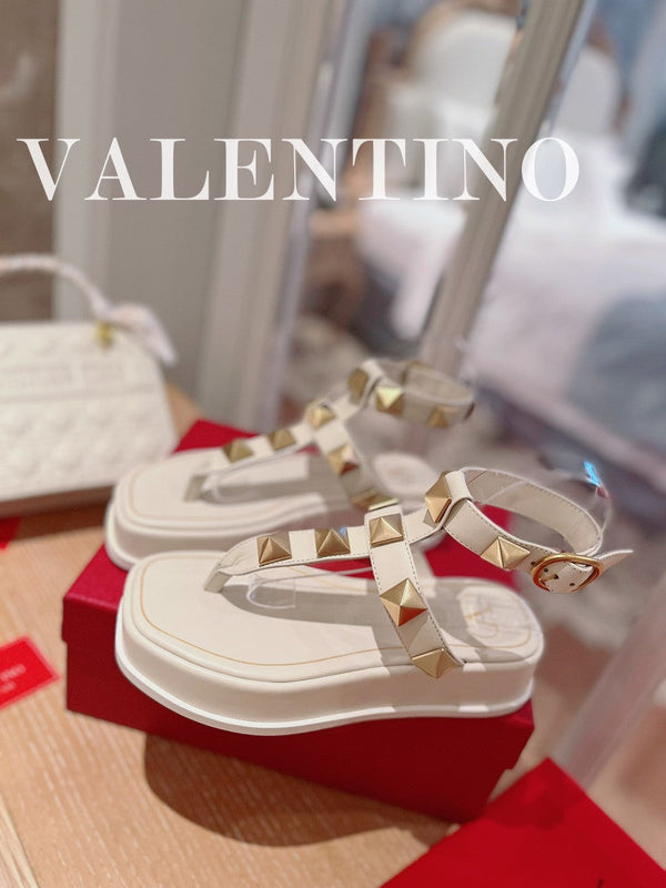 SANDALI INFRADITO ROCKSTUD IN PELLE DI VITELLO BIANCA