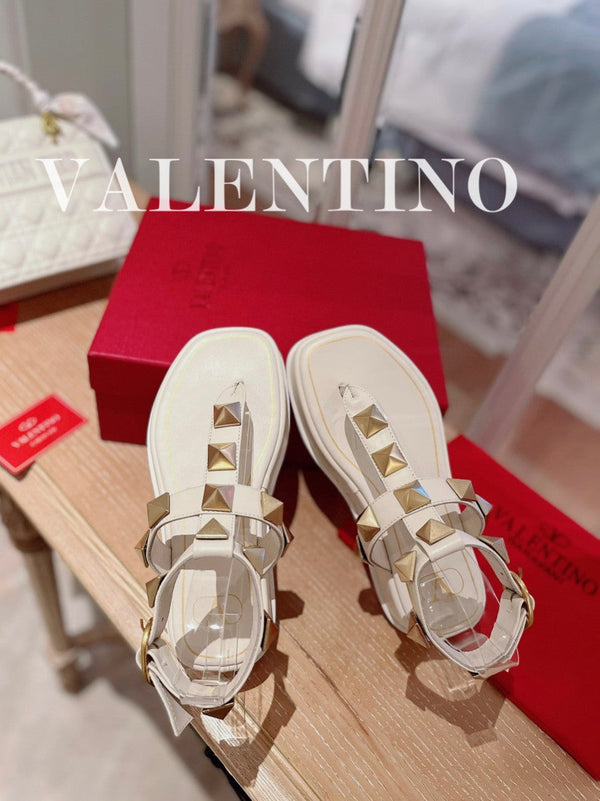 SANDALI INFRADITO ROCKSTUD IN PELLE DI VITELLO BIANCA
