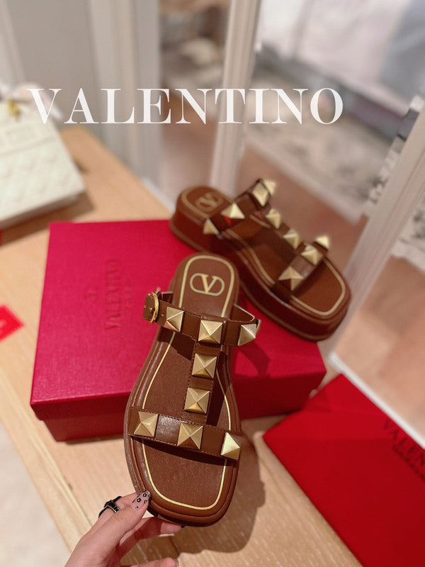 SANDALI INFRADITO ROCKSTUD IN PELLE DI VITELLO MARRONE BRONZO