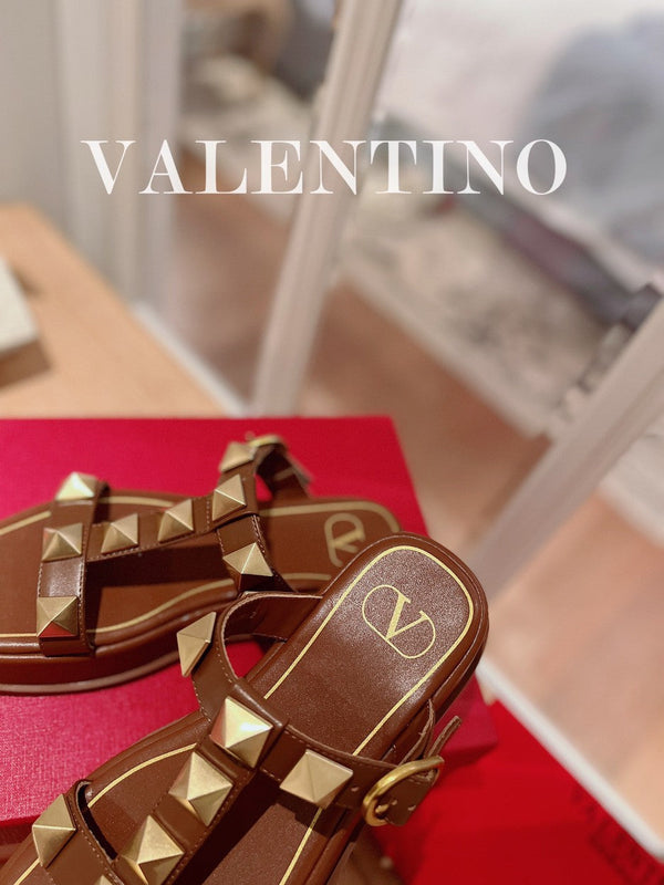 SANDALI INFRADITO ROCKSTUD IN PELLE DI VITELLO MARRONE BRONZO