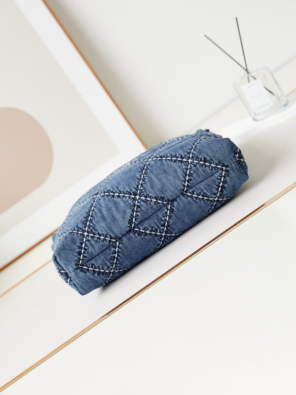 cc 22 hobo blu denim cucito hardware argento