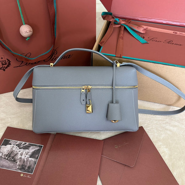 BORSA EXTRA L27 IN PELLE DI VITELLO LISCIA GRIGIO FRESCO CON FERRAMENTA ORO