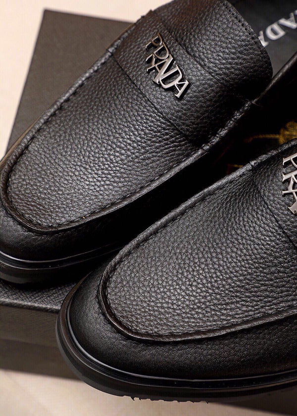 PRA LOAFER IN SIENNA BROWN GRAINED CALFSKIN