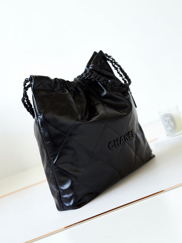cc 22 hobo pelle di vitello nera hardware nero