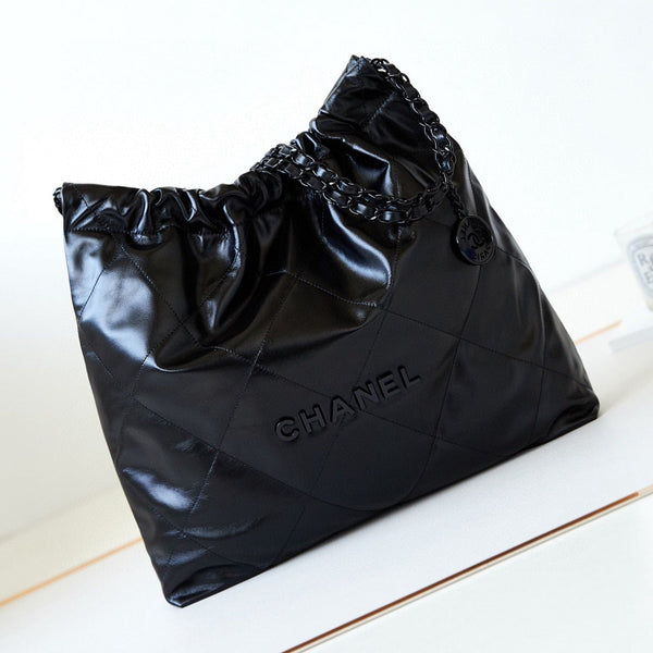 cc 22 hobo pelle di vitello nera hardware nero