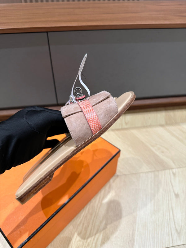GABRIEL SANDAL PASTEL PINK SUEDE
