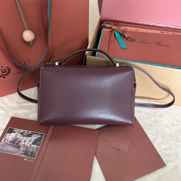 BORSA EXTRA L27 IN PELLE DI VITELLO LISCIA VIOLA CON FERRAMENTA ORO