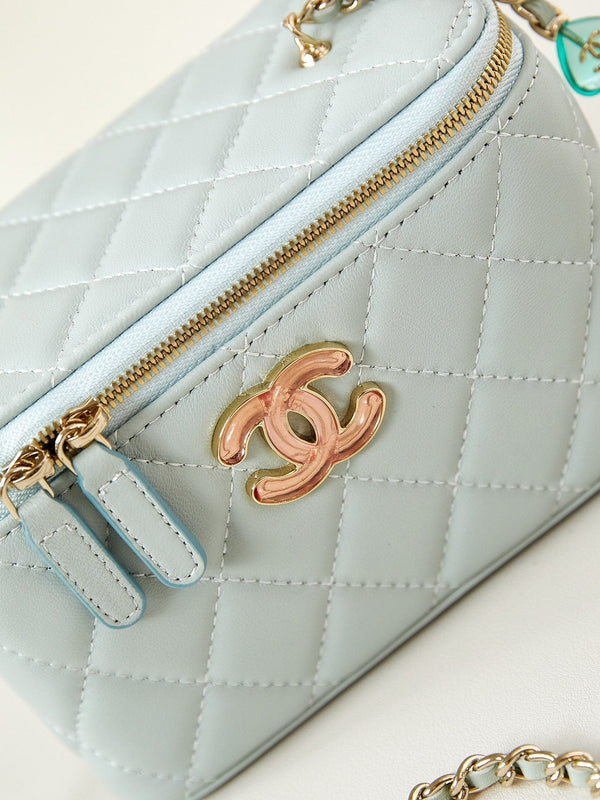 23p vanity 17cm cloud blue lambskin light gold hardware