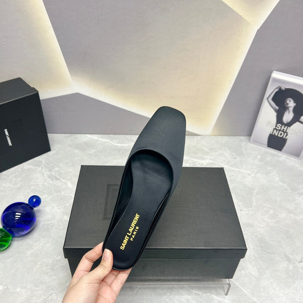 SL SABOT PIATTI CON PUNTA QUADRATA NERO RASO
