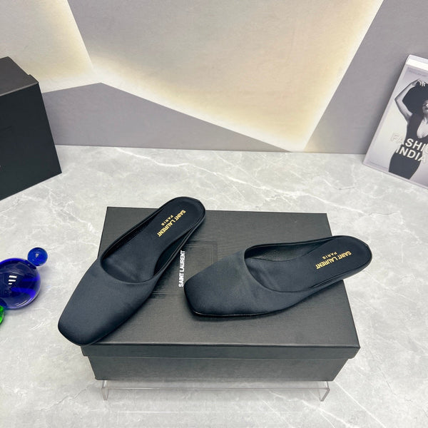 SL SABOT PIATTI CON PUNTA QUADRATA NERO RASO