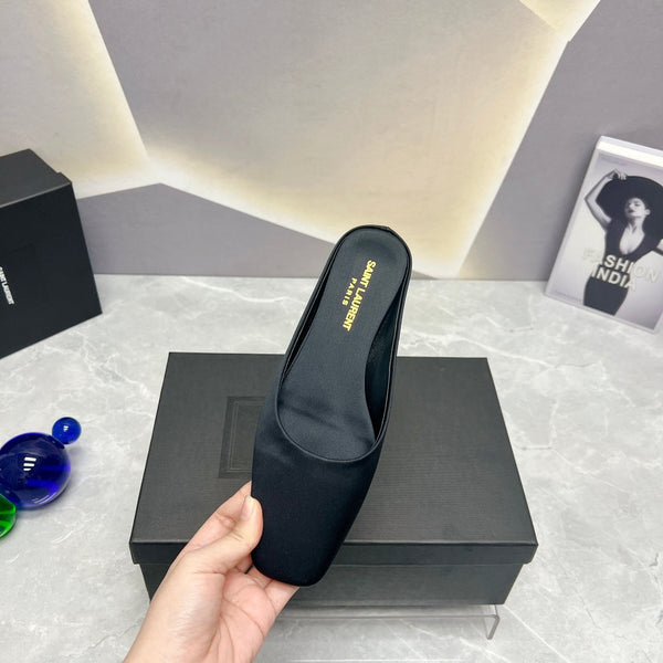 SL SABOT PIATTI CON PUNTA QUADRATA NERO RASO