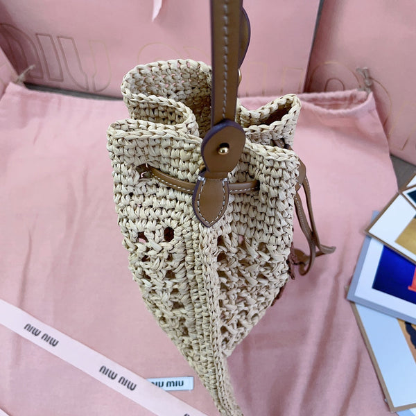 borsa a secchiello miu 20cm tessuto beige intrecciato