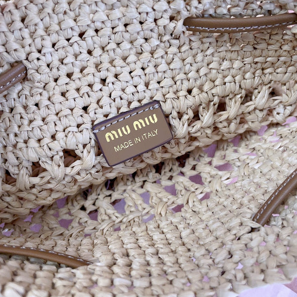 borsa a secchiello miu 20cm tessuto beige intrecciato