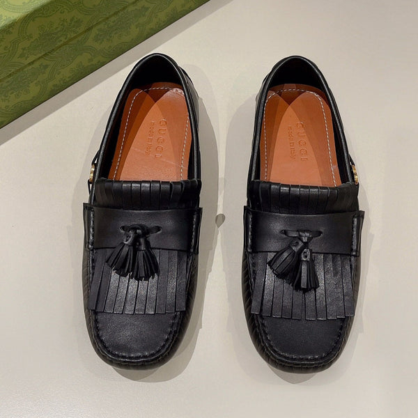 GG Men's Tassel Loafer Black Calfskin 561800