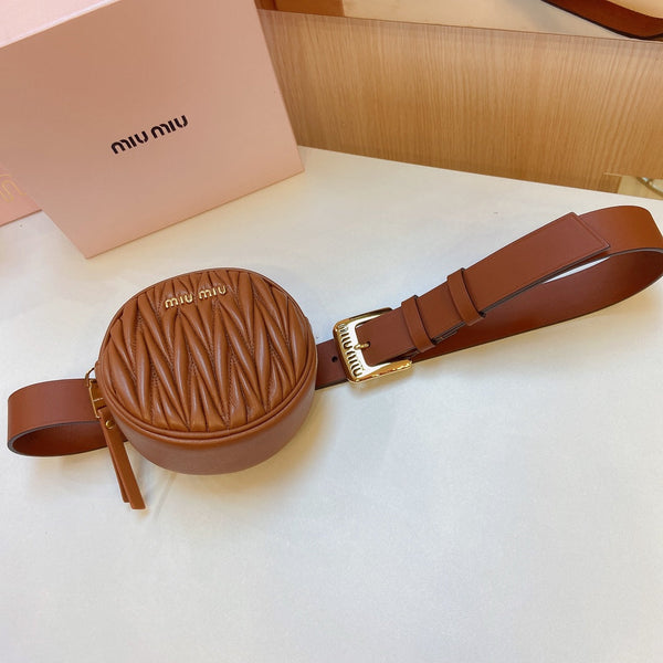 cintura miu marrone 30mm con borsa matelassé circolare fibbia oro