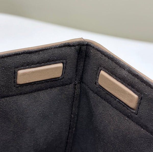 FENDI ORIGAMI MINI 19 IN DENIM MONOGRAM BLU CON CINTURINO IN PELLE DI VITELLO