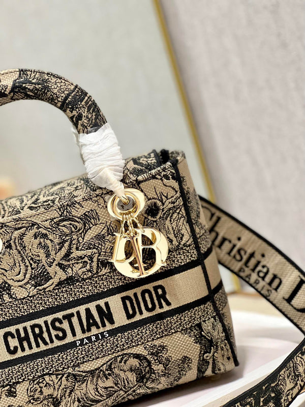 Borsa Lady Dior in tela CD Apricot Tiger 24 336718