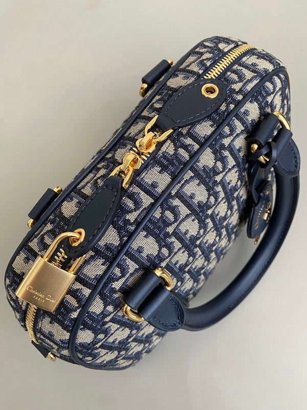 MEDIUM D-VIBE BOWLING BAG 25 BLUE JACQUARD